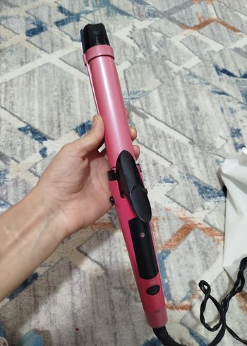 Pembe Saç Şekillendirici