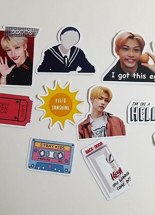  Beden Felix kpop box