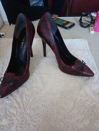 Nine West ince topuk