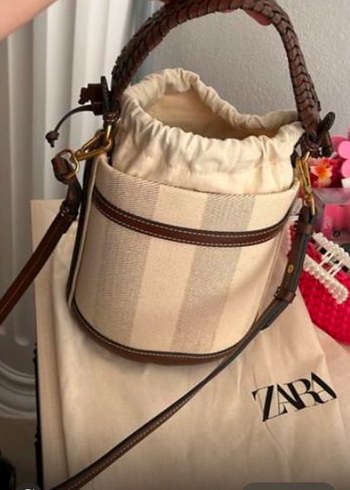 Zara çanta