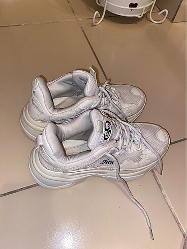 38 Beden beyaz Renk Yüksek taban spor ayakkabı