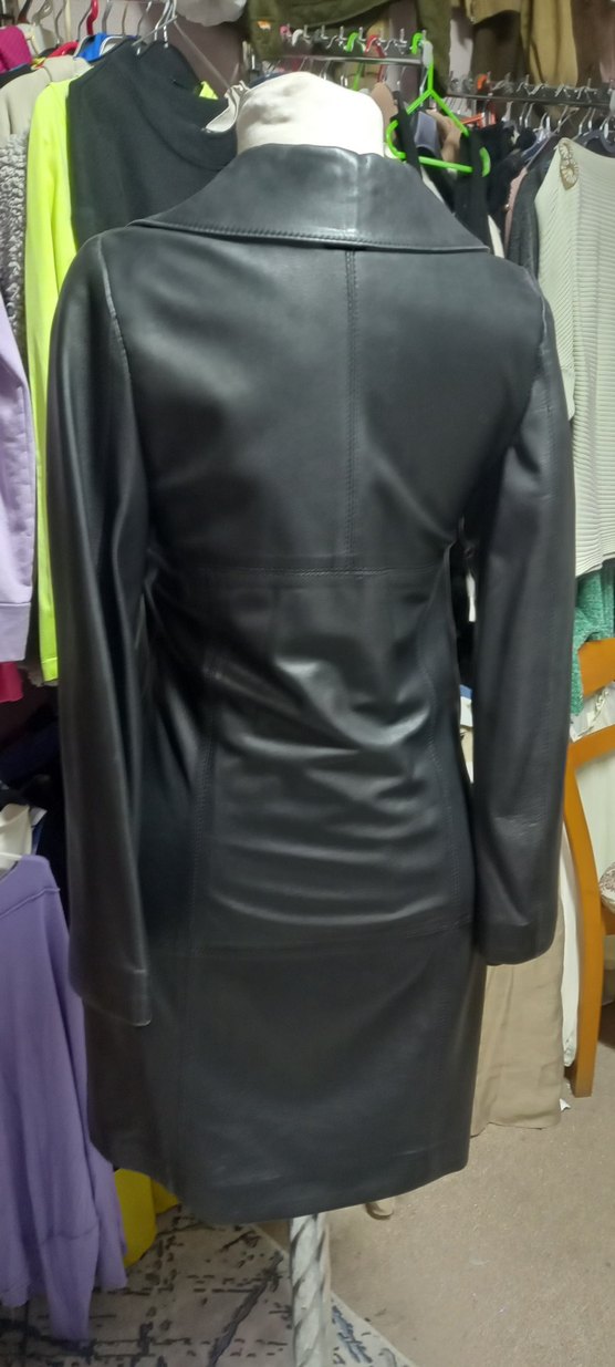 Düğmeli Siyah Uzun Deri Ceket - Görsel 2