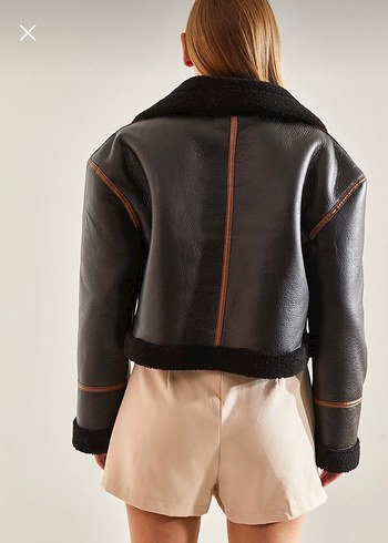 Yakası Kemerli Kadın Ceket - Görsel 2