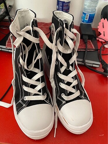36 Beden siyah Renk Converse topuklu ayakkabı