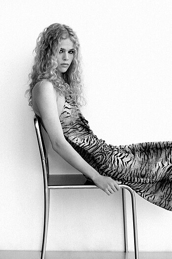 Zara Hayvan Desenli Tül Elbise - Görsel 2