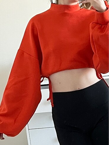 Crop oversize üst