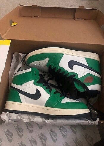 37 Beden yeşil Renk Nike air Jordan 1 Retro High OG lucky green