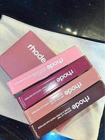 Rhode gloss