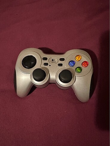 Logitech f710 gamepad
