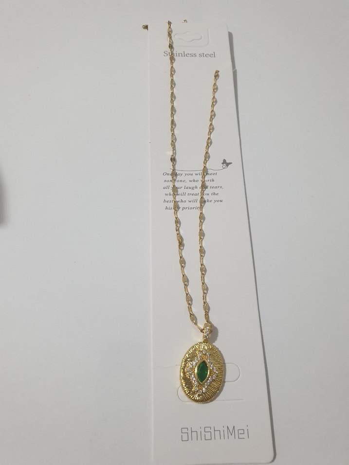 Altın Renkli Uzun Zincirli Çiçekli Kolye - Görsel 2