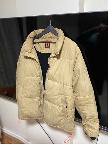 Bershka şişme mont 