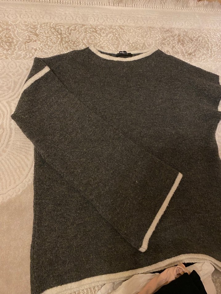 Gri Kadın Triko Uzun Kollu Kazak - Görsel 3