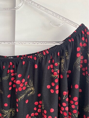 Zara Siyah çiçekli crop