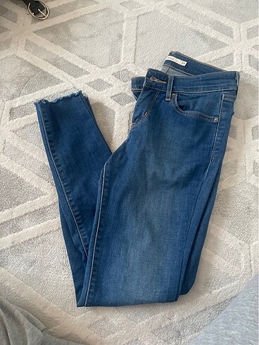 Levis skinny jean