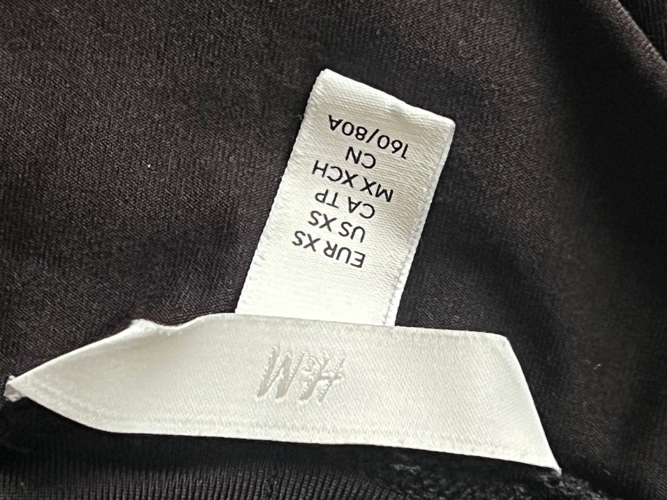 Siyah Yüksek Yakalı İnce Kadın Bluz - Görsel 3