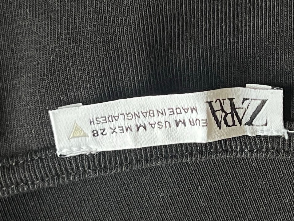 Siyah V Yaka Kadın Atlet - Görsel 3