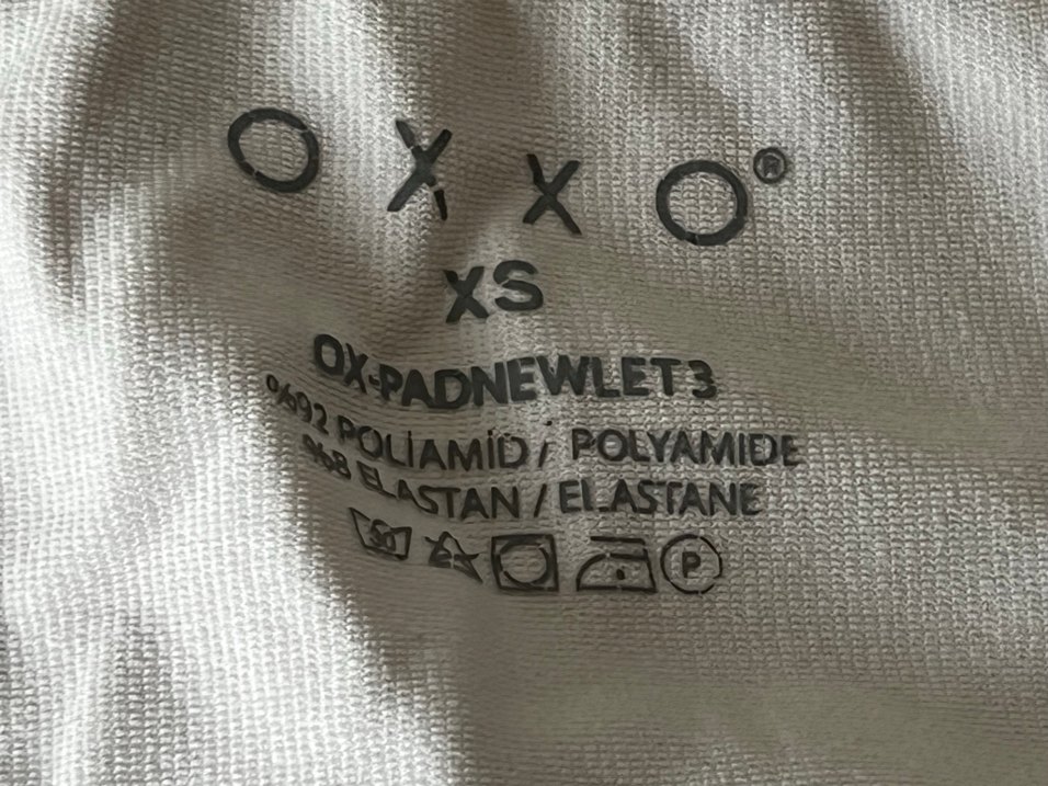 Beyaz V Yaka İnce Askılı Kadın Atlet - Görsel 2