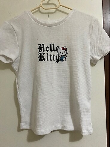 hello kitty crop