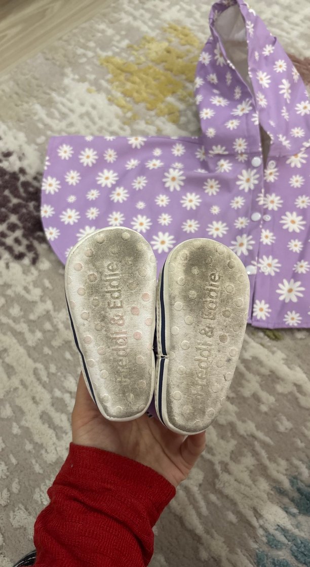 Kız bebek Lila Kapüşonlu Yağmurluk - Görsel 2