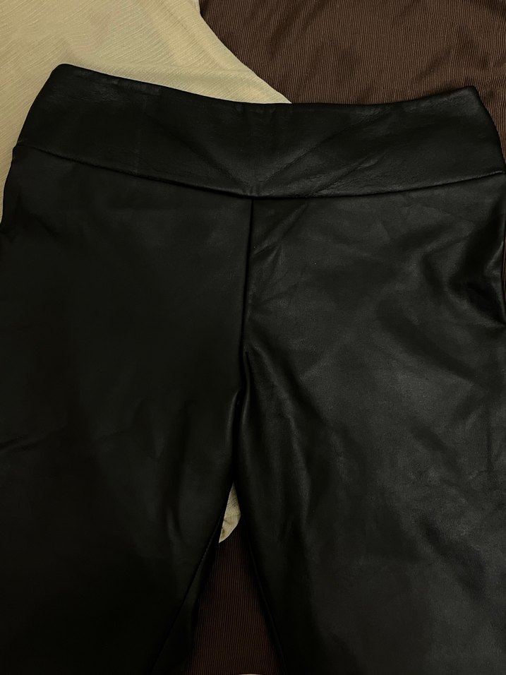 Siyah Deri Kadın Tayt - Görsel 3