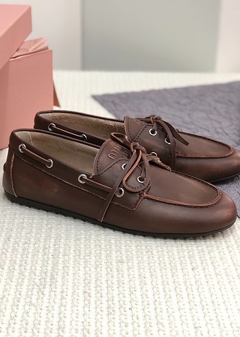 Miu Miu Miu Miu yeni sezon deri loafer