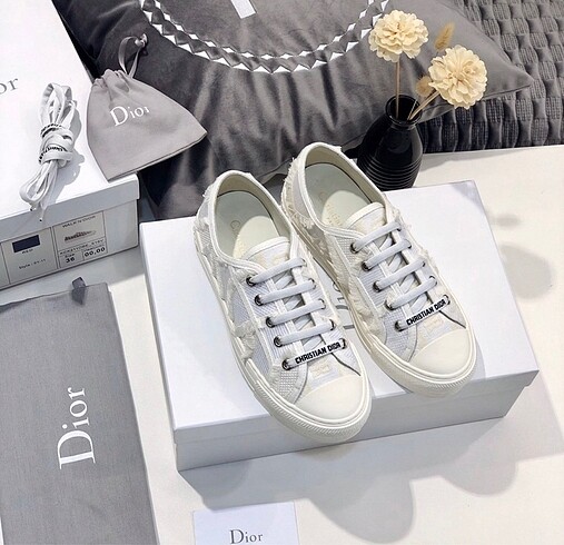 Christian Dior Sneakers