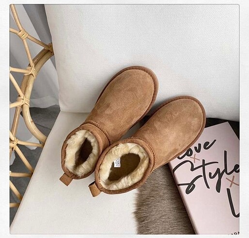 Ugg ultra mini