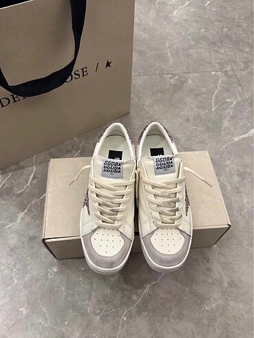 Golden Goose Deluxe GGDB sneakers