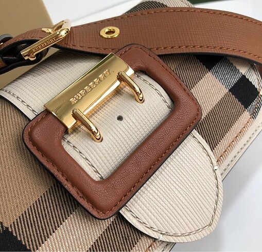 Burberry Burberry The Buckle Çanta