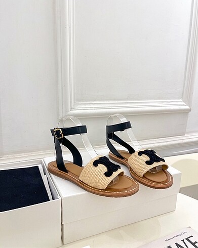 38 Beden ten rengi Renk Celine Sandalet