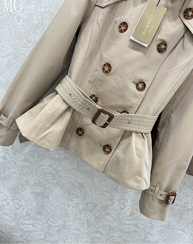 m Beden camel Renk Burberry trenchcoat