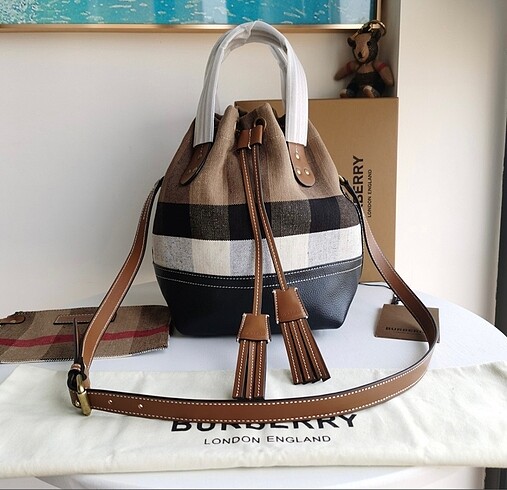 Burberry Çanta