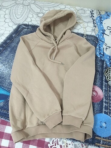 Krem rengi sweat