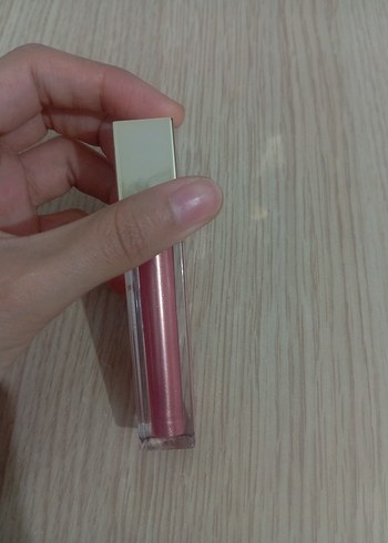 Parlak Simli Ruj - Görsel 2