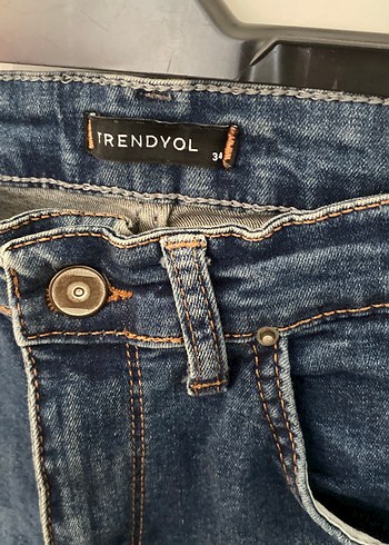 Koyu Mavi Kadın Denim Dar Kesim Jean - Görsel 3