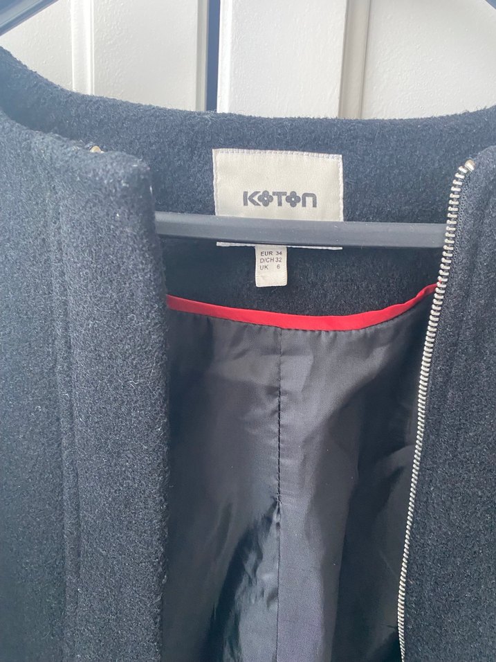 Siyah Düz Kesim Kadın Kaban - Görsel 4