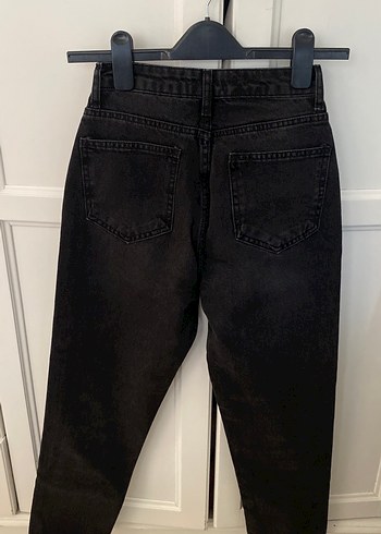 Düğmeli Siyah Bol Kesim Kadın Kot Pantolon - Görsel 4