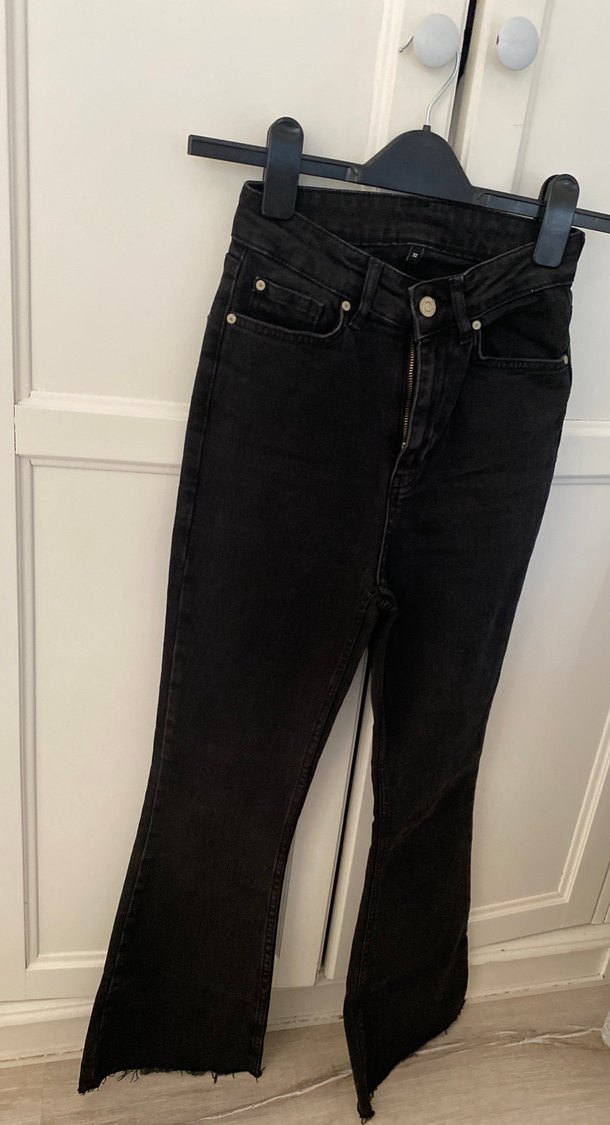 Kadın Siyah Kemerli Normal Boy Jean - Görsel 3
