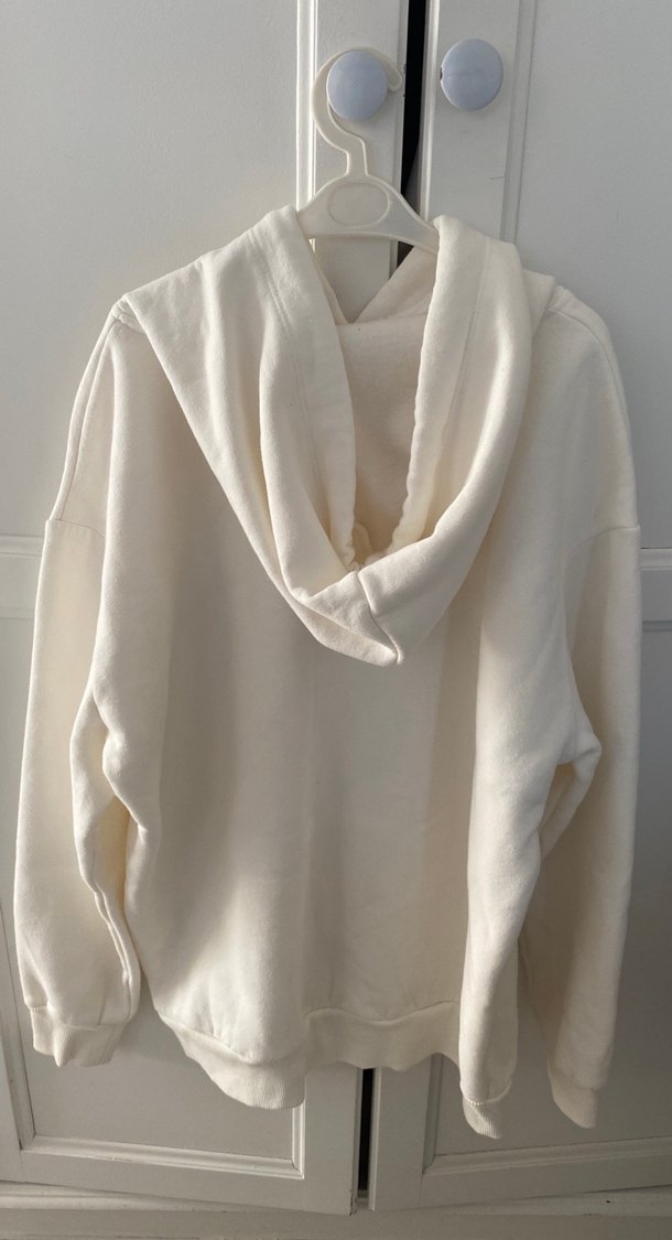 Beyaz Kapüşonlu Salaş Sweatshirt - Görsel 5