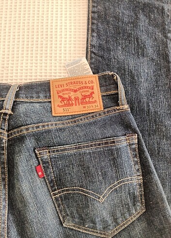 Levis Levi's Jeans 