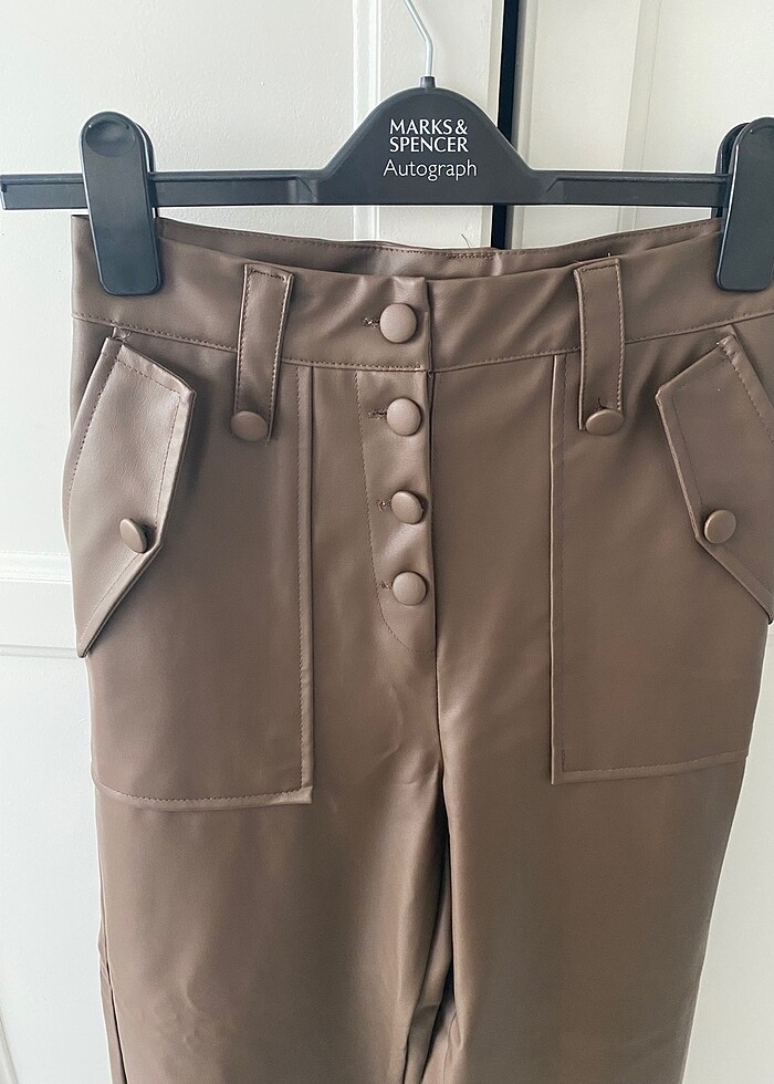 Trendyol Deri havuç pantolon - Görsel 3