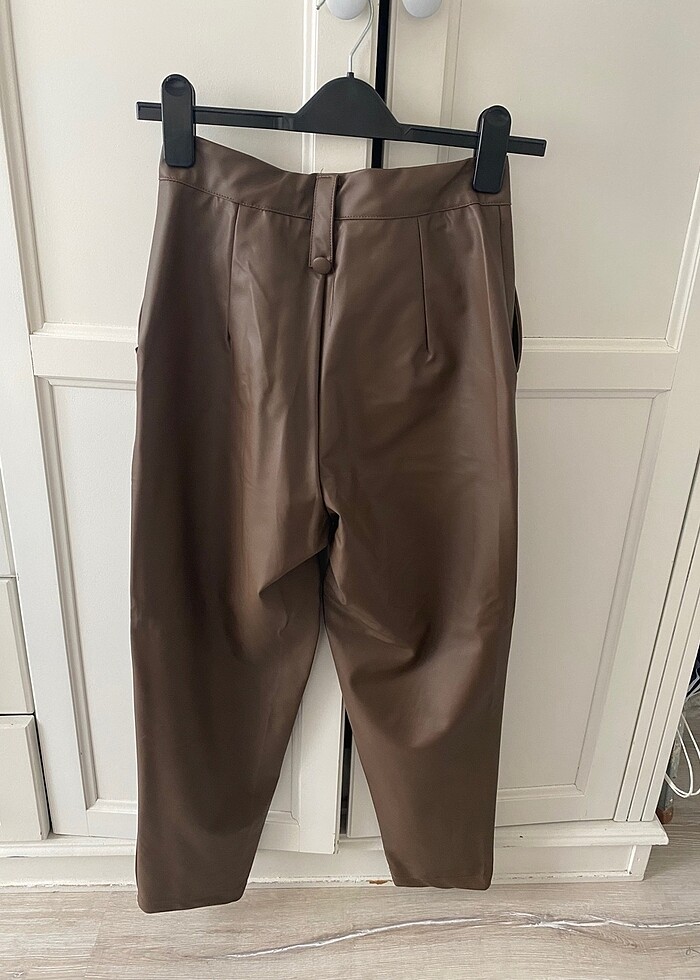 Trendyol Deri havuç pantolon - Görsel 5