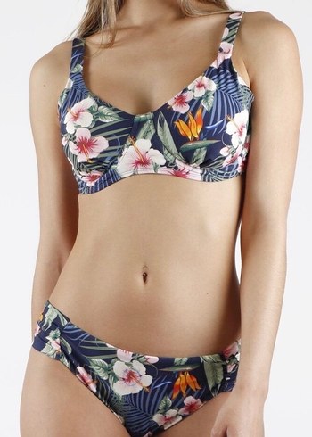 Diğer Admas bikini takımı