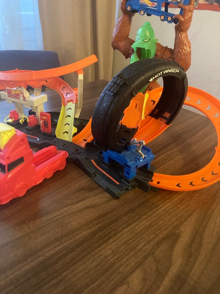 Hot wheels zehirli goril saldırısı. - Görsel 2
