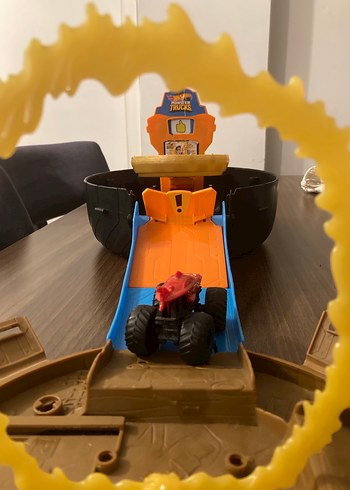 Hot wheels akrobasi tekerleği - Görsel 6