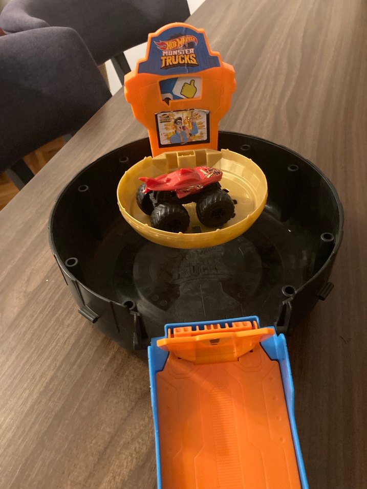 Hot wheels akrobasi tekerleği - Görsel 4