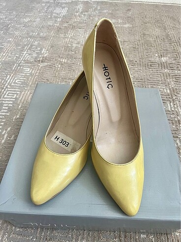 39 Beden Hotiç Gerçek Deri Stiletto