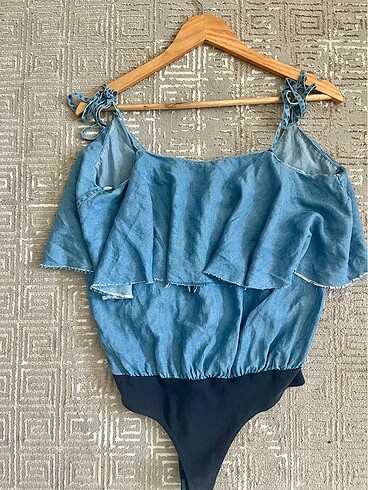 Zara orijinal bluz