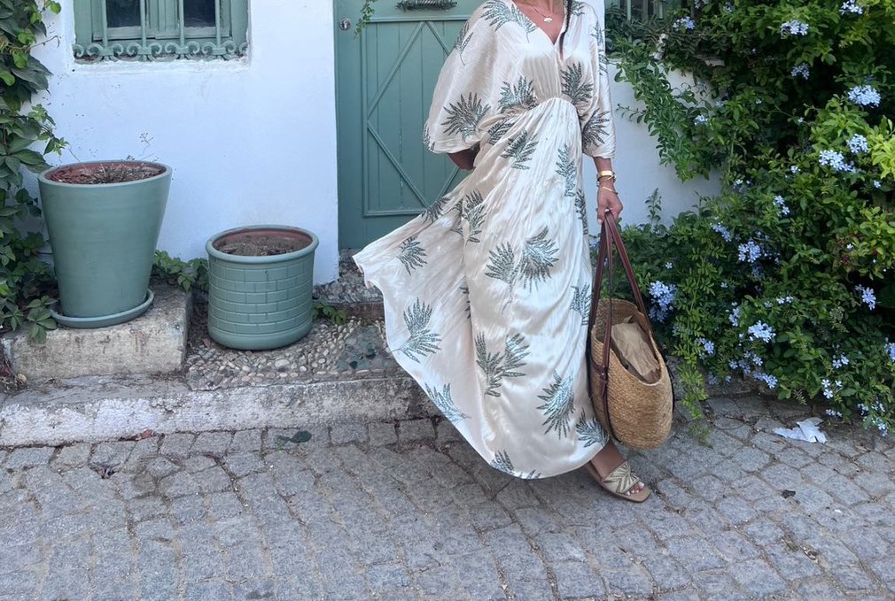 Bohem V Yaka Uzun İpek Elbise - Görsel 3