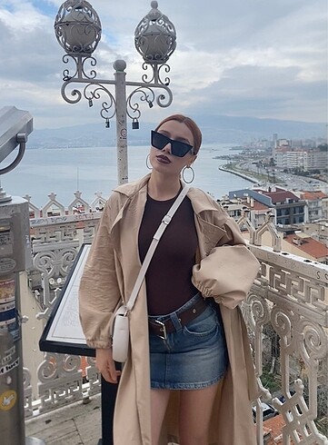 Bershka Kot mini kemerli etek
